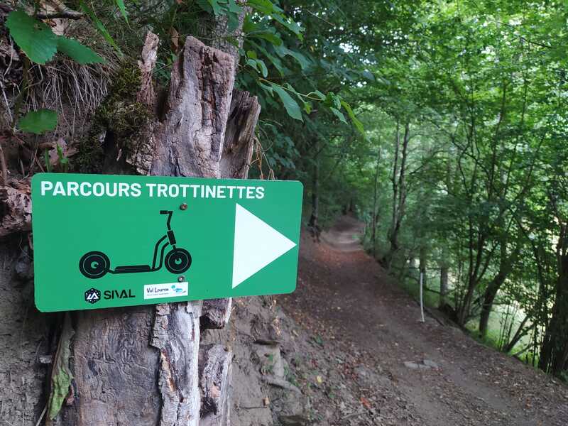 trottinette val louron été