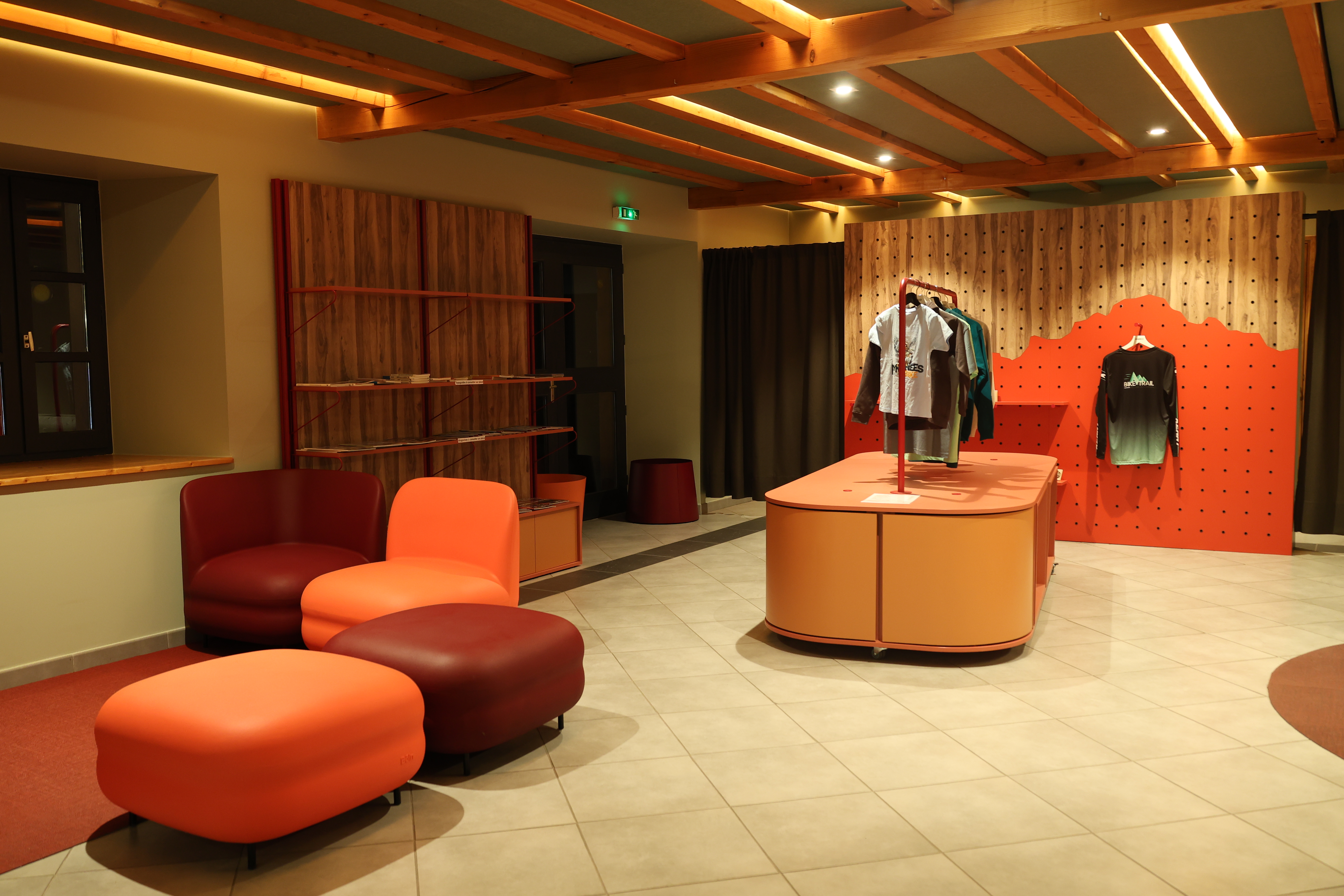 boutique office de tourisme loudenvielle