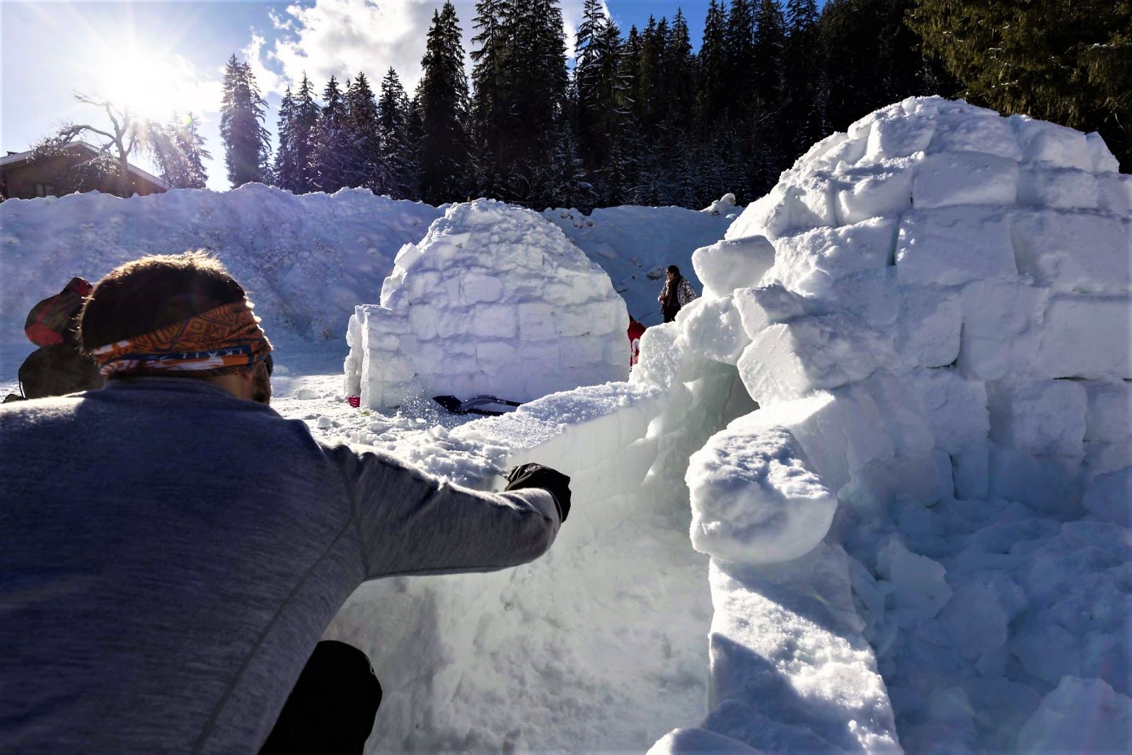 construction d'igloo peyragudes vallee du louron