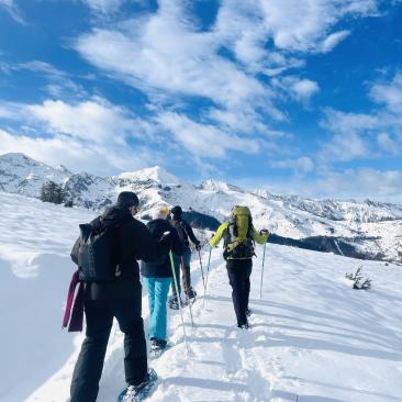 List of mountain guides